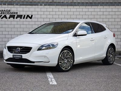 gebraucht Volvo V40 2.0 D3 Momentum S/S