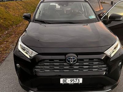 Gebraucht Toyota RAV4 Hybrid Premium 222 PS (163 kW) 2021 SUV