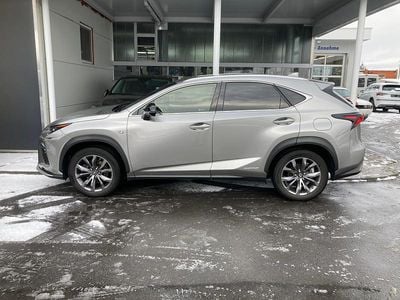 Gebraucht 2021 Lexus NX300h E-FOUR SUV | CHF 27’980 (Etwas zu teuer)