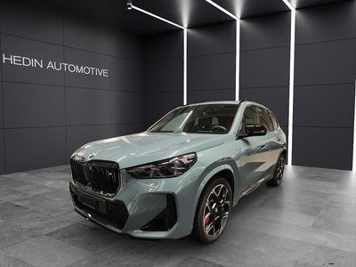 Neu BMW X1 Luxury Line 300 PS (220 kW) 2025 Grün SUV