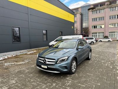 Mercedes GLA200