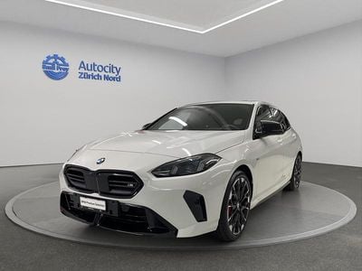 Weiss Gebraucht 2024 BMW M135 Performance Kleinwagen | CHF 45’990 (Fairer Preis)