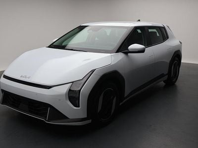 Weiss Neu 2025 Kia EV4 Limousine | CHF 36’580