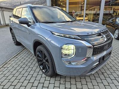 Gebraucht Mitsubishi Outlander P-HEV Instyle 306 PS (225 kW) 2025