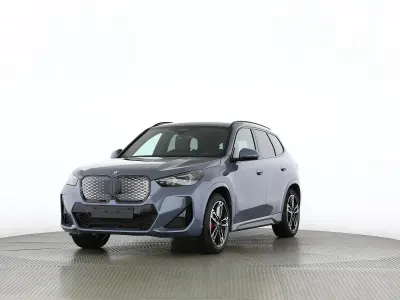 Neu (2026) BMW iX1 Comfort Edition 313 PS | Fairer Preis
