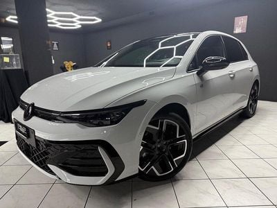 Weiss Neu 2025 VW Golf R-line Limousine | CHF 43’800