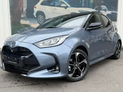 Neu (2026) Toyota Yaris Premium 130 PS | Seltenes Fahrzeug