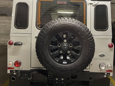 Gebraucht Land Rover Defender 122 PS (89 kW) 2016 SUV