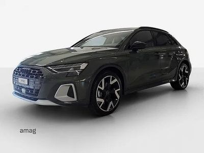 Gebraucht Audi A3 Ambiente 150 PS (110 kW) 2025 Distriktgrün metallic Limousine