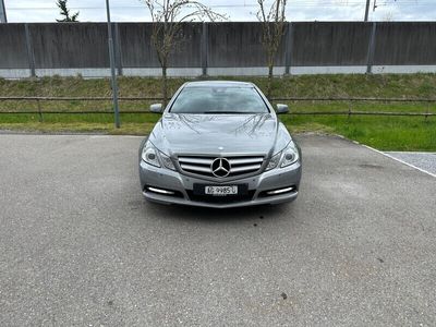 Mercedes E200