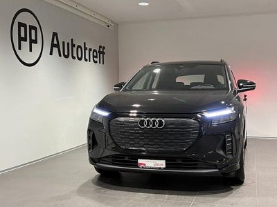 Gebraucht Audi Q4 e-tron Ambiente 219 kW (299 PS) 2022 Schwarz SUV