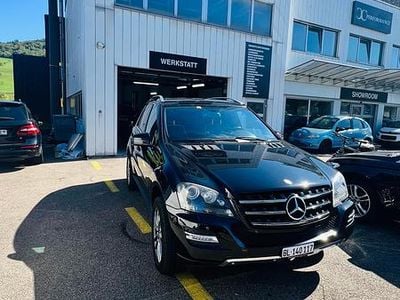 Gebraucht Mercedes ML350 211 PS (155 kW) 2011 SUV