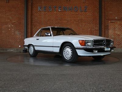 Weiss Gebraucht 1986 Mercedes SL300 Cabrio | CHF 49’900