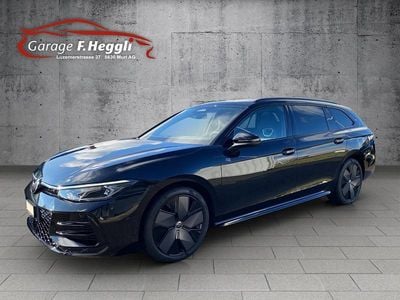 Schwarz Neu 2025 VW Passat R-line Kombi | CHF 49’900 (Superpreis)