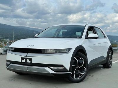 Weiss Neu 2025 Hyundai Ioniq Kleinwagen | CHF 40’940