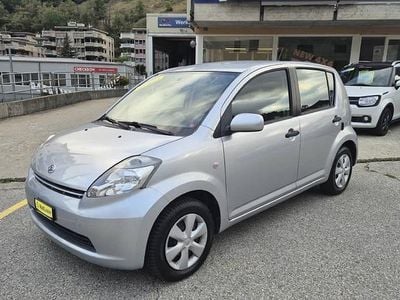 Gebraucht Daihatsu Sirion 87 PS (63 kW) 2006 Grau Kleinwagen