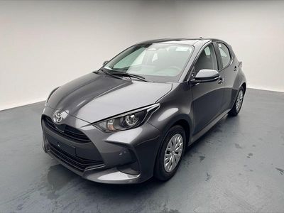 Silber Neu 2025 Toyota Yaris Hybrid Comfort Limousine | CHF 25’310 (Fairer Preis)