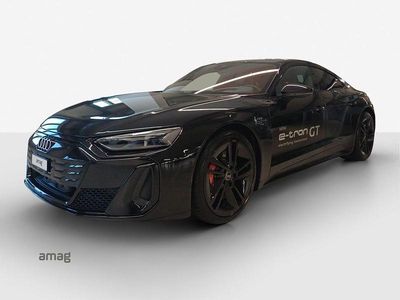 Mythosschwarz metallic Gebraucht 2024 Audi e-tron GT quattro Ambiente Limousine | CHF 129’990