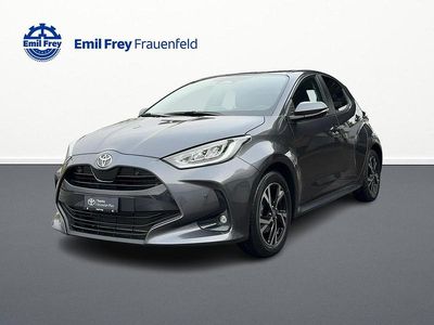 Grau Gebraucht 2025 Toyota Yaris Hybrid Trend Limousine | CHF 24’500 (Fairer Preis)
