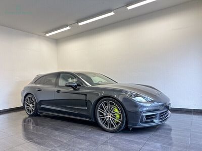 Porsche Panamera 4