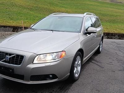 Gebraucht 2007 Volvo V70 Summum Kombi | CHF 9’990