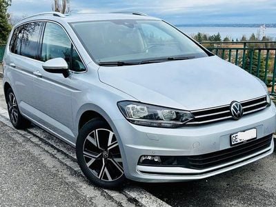 Gebraucht VW Touran Highline 150 PS (110 kW) 2021 Van / Kleinbus