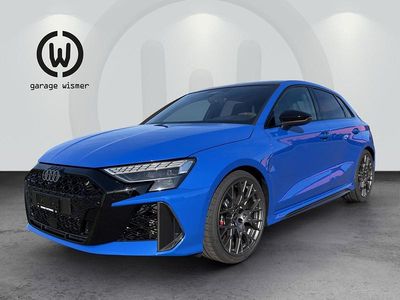 Neu Audi RS3 Ambiente 400 PS (294 kW) 2025 Blau Limousine