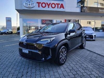 Schwarz Gebraucht 2023 Toyota Yaris Cross Elegant SUV | CHF 36’800 (Teuer)