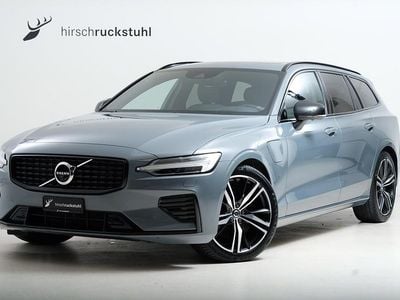 Gebraucht Volvo V60 R-Design 253 PS (186 kW) 2021 Grau Kombi