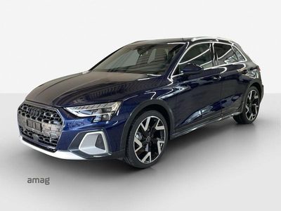Gebraucht Audi A3 Attraction 150 PS (110 kW) 2025 Navarrablau metallic Limousine