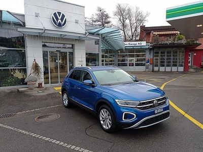 Blau Gebraucht 2024 VW T-Roc Style SUV | CHF 33’900 (Etwas zu teuer)