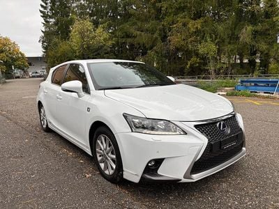 Gebraucht 2015 Lexus CT200h Sport Line | CHF 12’500 (Fairer Preis)