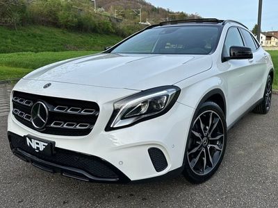 gebraucht Mercedes GLA200 Night Star 7G-DCT