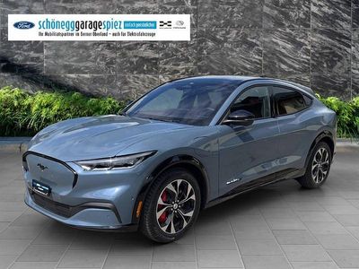 Blau Gebraucht 2023 Ford Mustang Mach-E Premium SUV | CHF 62’402