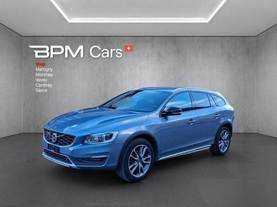 Gebraucht Volvo V60 CC Summum 190 PS (139 kW) 2016 Kombi