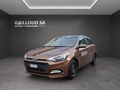 Braun Gebraucht 2015 Hyundai i20 Limousine | CHF 11’900 (Fairer Preis)