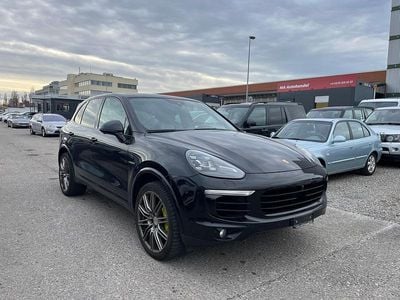 Gebraucht 2017 Porsche Cayenne S E-Hybrid Platinum Edition SUV | CHF 22’900 (Superpreis)