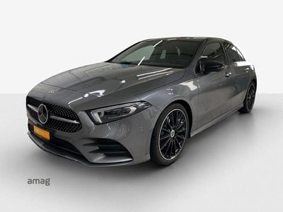 Grau Gebraucht 2022 Mercedes A250 AMG line Limousine | CHF 32’490 (Guter Preis)