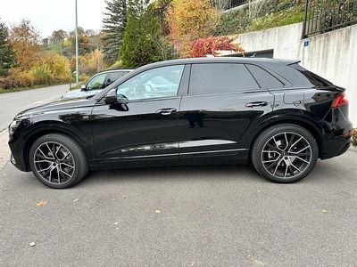 Gebraucht 2023 Audi Q8 S-Line SUV | CHF 69’900
