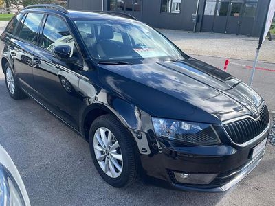 Gebraucht 2013 Skoda Octavia Elegance Kombi | CHF 10’500 (Etwas zu teuer)