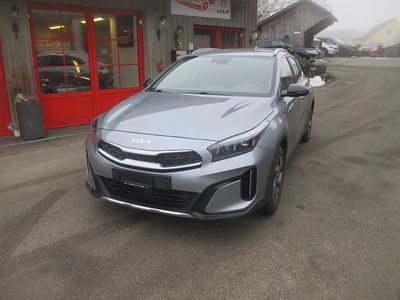 Gebraucht Kia XCeed Style 141 PS (103 kW) 2023 Silber SUV