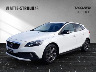 Weiss Gebraucht 2014 Volvo V40 CC Kinetic Kombi | CHF 10’890