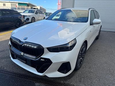 Weiss Gebraucht 2024 BMW 540 M Sport Kombi | CHF 68’900