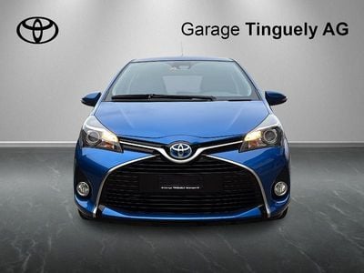 Blau Gebraucht 2016 Toyota Yaris Hybrid Trend Limousine | CHF 14’800 (Fairer Preis)