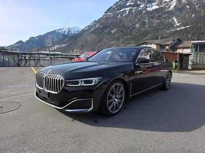 Gebraucht BMW 750 530 PS (389 kW) 2019 Limousine