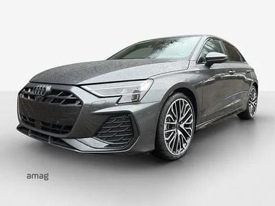 Daytonagrau perleffekt Neu 2025 Audi A3 Attraction Limousine | CHF 50’990 (Etwas zu teuer)