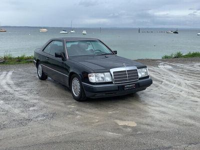 Gebraucht Mercedes 230 132 PS (97 kW) 1990