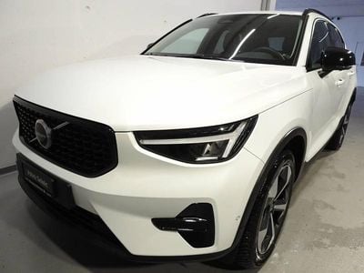 Weiss Gebraucht 2024 Volvo XC40 Plus SUV | CHF 39’900 (Guter Preis)