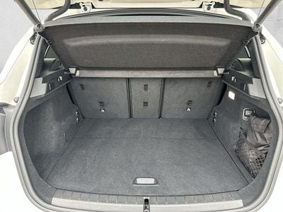 Weiss Gebraucht 2022 BMW 220 Active Tourer Advantage Van / Kleinbus | CHF 26’900 (Etwas zu teuer)