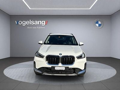 Weiss Gebraucht 2024 BMW X1 Performance SUV | CHF 35’800 (Etwas zu teuer)